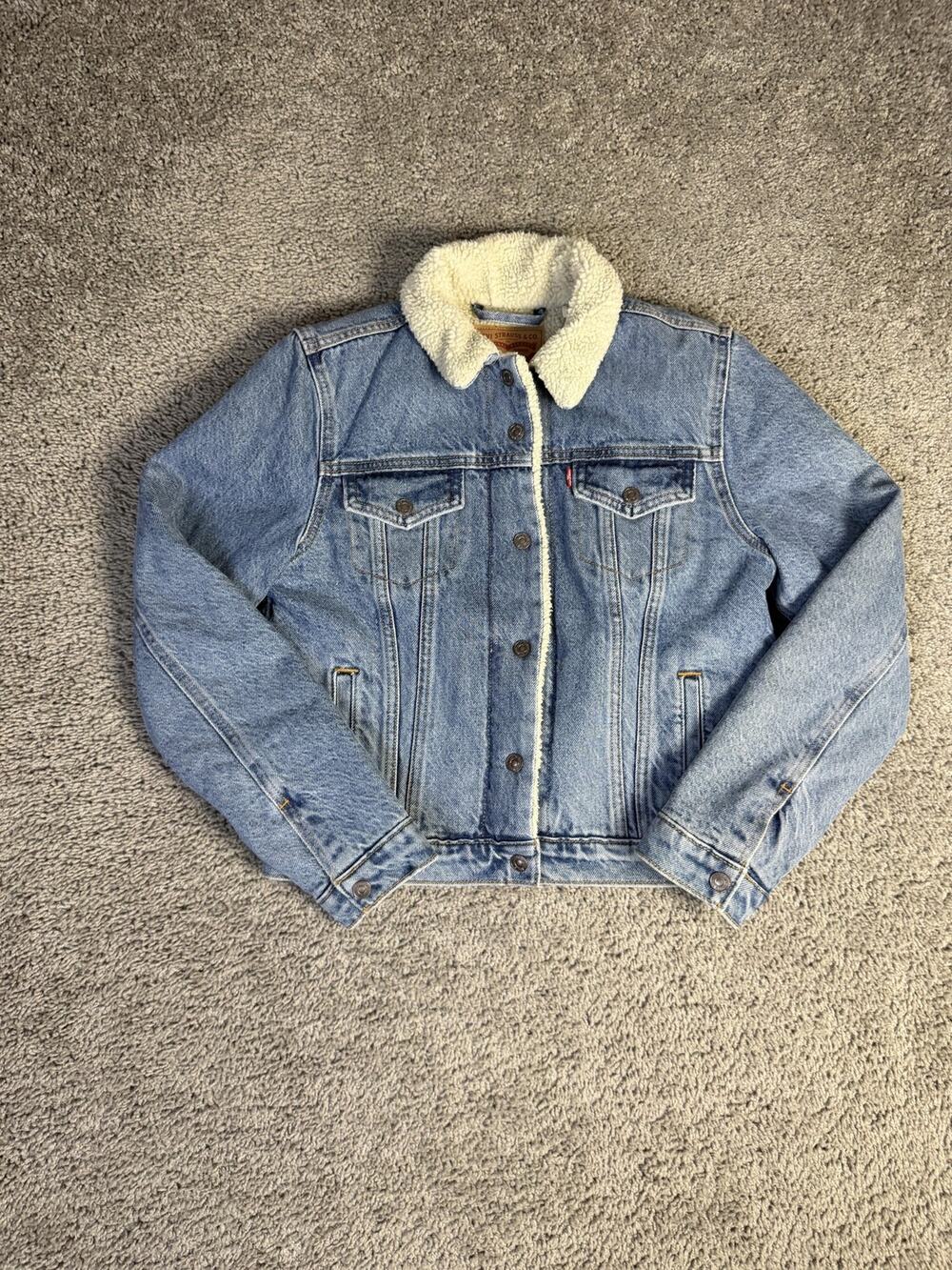 Levi's Jacket Womens M Blue Denim Sherpa Lined Tapestry Back Trucker Collared